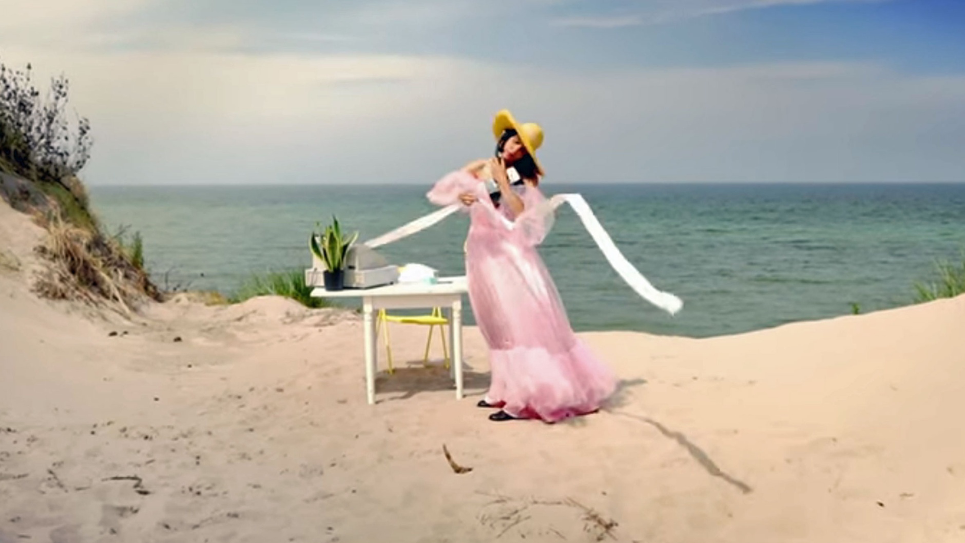 Anna Erhard: Videostill «I Wish» © 2021 