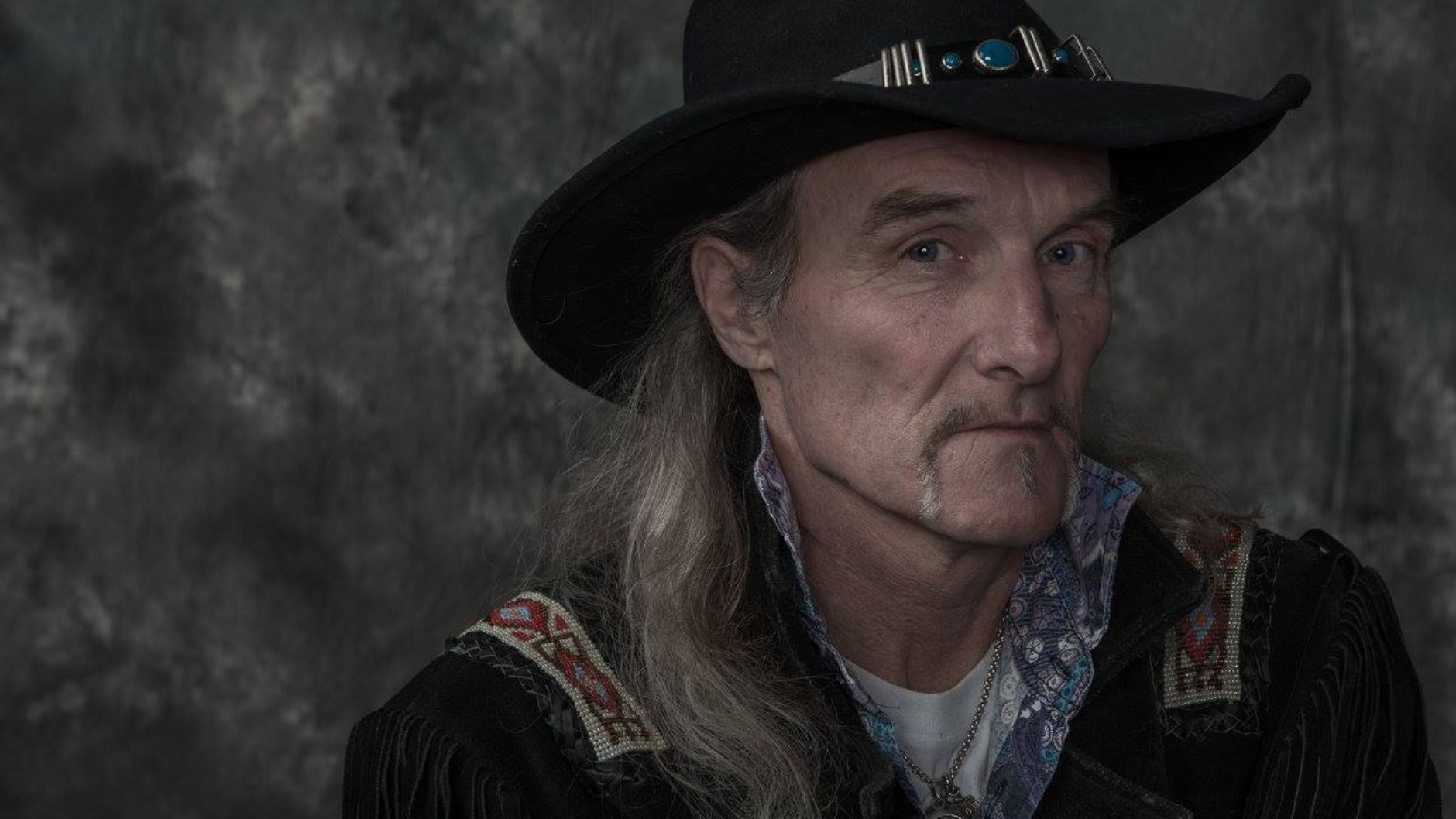 Roman Meier, Mr. Thunderbird © 2016 Dani Altermatt Photography