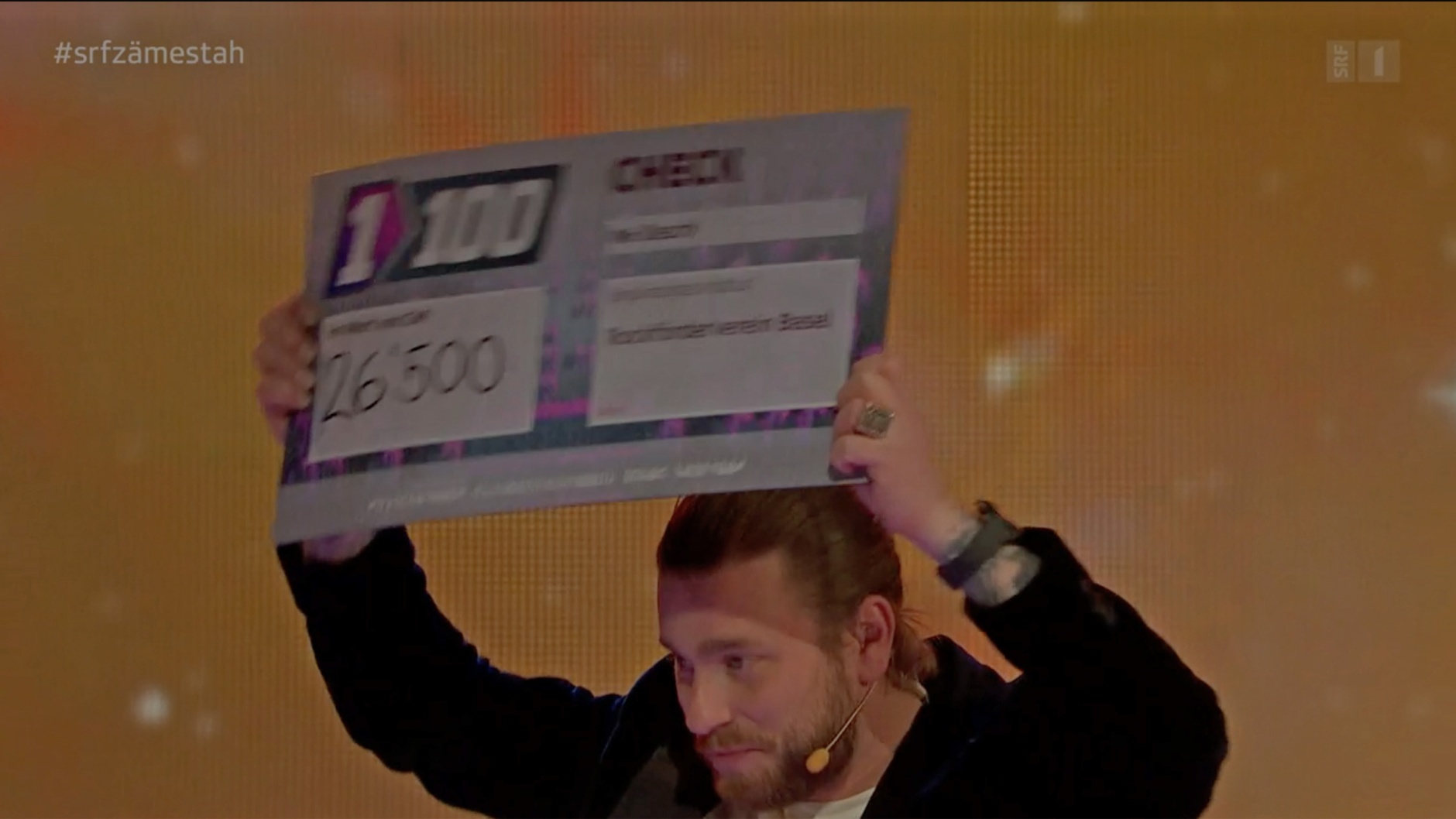 Baschi mit der Risikofrage bei «1 gegen 100» Spezial © SRF, Screenshot RFV Basel 2021