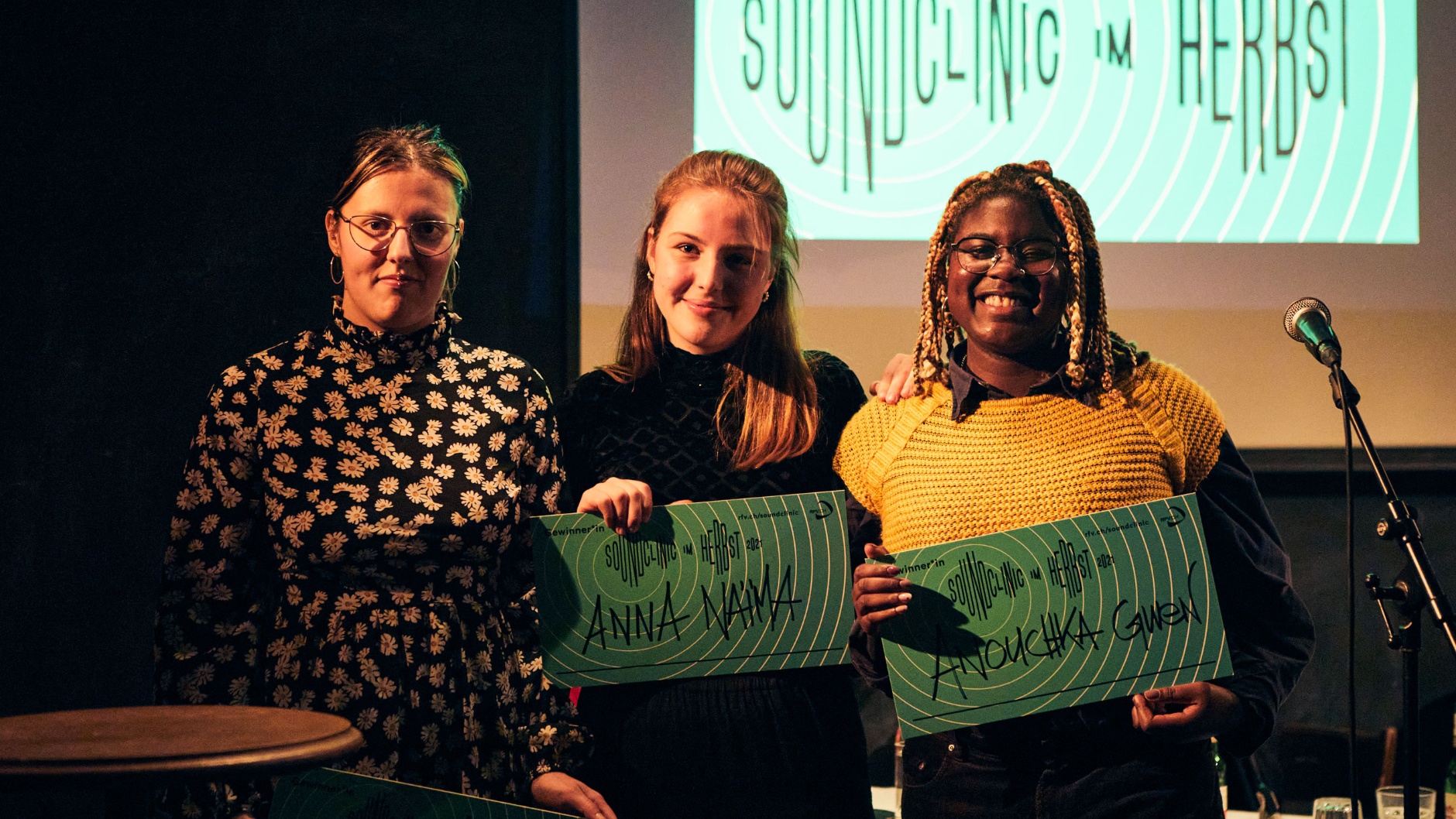 Soundclinic im Herbst 2021: Tiramisadness, Anna Naïma und Anouchka Gwen (v.l.) © Samuel Bramley